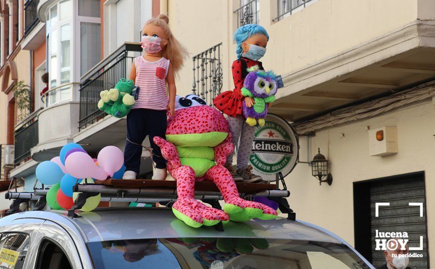 GALERÍA: Un centenar de vehículos llevan a las calles de Lucena el clamor del sector de la feria tras más de un año sin ingresos ni ayudas GALERÍA: Un centenar de vehículos llevan a las calles de Lucena el clamor del sector de la feria tras más de un año sin ingresos ni ayudas