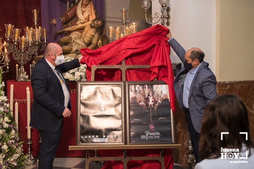 GALERÍA: Ángel del Espino ofrece el IV Pregón de la Pasión en la iglesia franciscana de la Madre de Dios