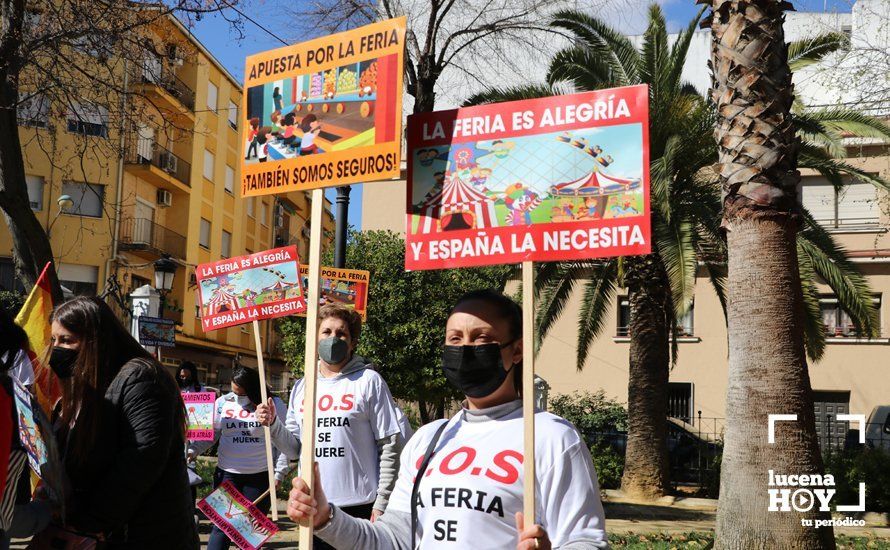 GALERÍA: En torno a 500 personas piden a los ayuntamientos desde Lucena que vuelvan a contar con el sector de la feria