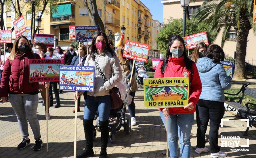 GALERÍA: En torno a 500 personas piden a los ayuntamientos desde Lucena que vuelvan a contar con el sector de la feria