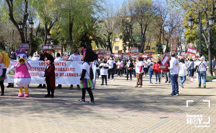 GALERÍA: En torno a 500 personas piden a los ayuntamientos desde Lucena que vuelvan a contar con el sector de la feria