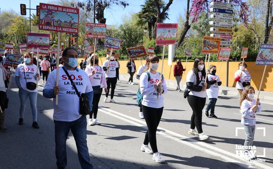 GALERÍA: En torno a 500 personas piden a los ayuntamientos desde Lucena que vuelvan a contar con el sector de la feria