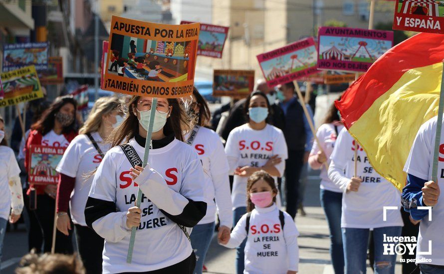 GALERÍA: En torno a 500 personas piden a los ayuntamientos desde Lucena que vuelvan a contar con el sector de la feria