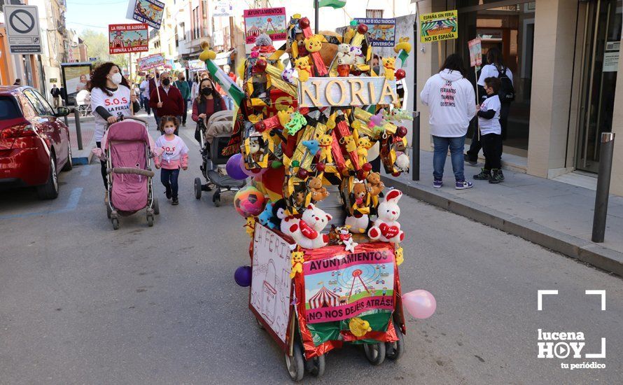 GALERÍA: En torno a 500 personas piden a los ayuntamientos desde Lucena que vuelvan a contar con el sector de la feria