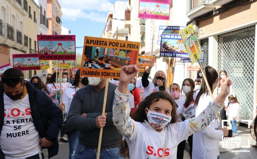 GALERÍA: En torno a 500 personas piden a los ayuntamientos desde Lucena que vuelvan a contar con el sector de la feria