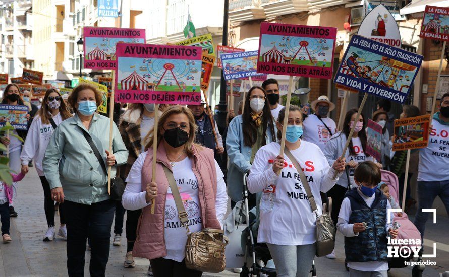 GALERÍA: En torno a 500 personas piden a los ayuntamientos desde Lucena que vuelvan a contar con el sector de la feria