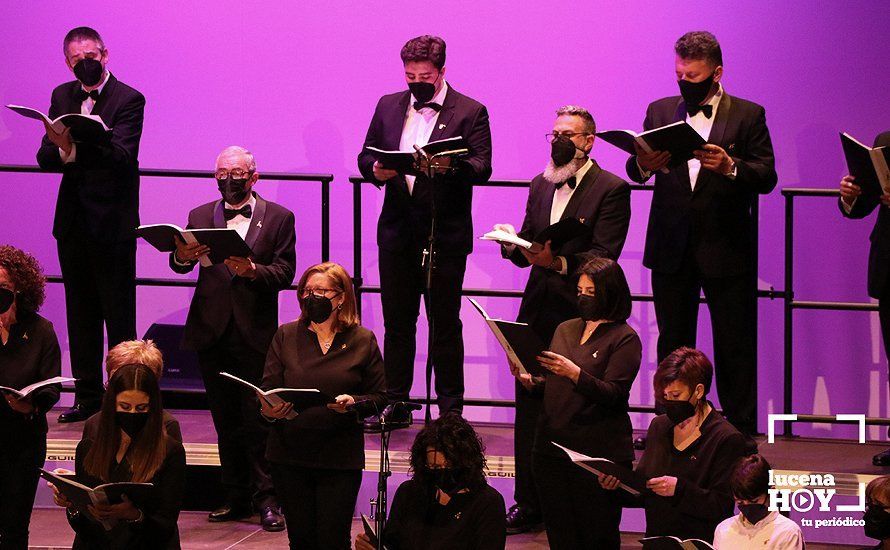 GALERÍA: La Coral Lucentina estrena el año en el Auditorio Municipal con el concierto "Cantos para el alma"