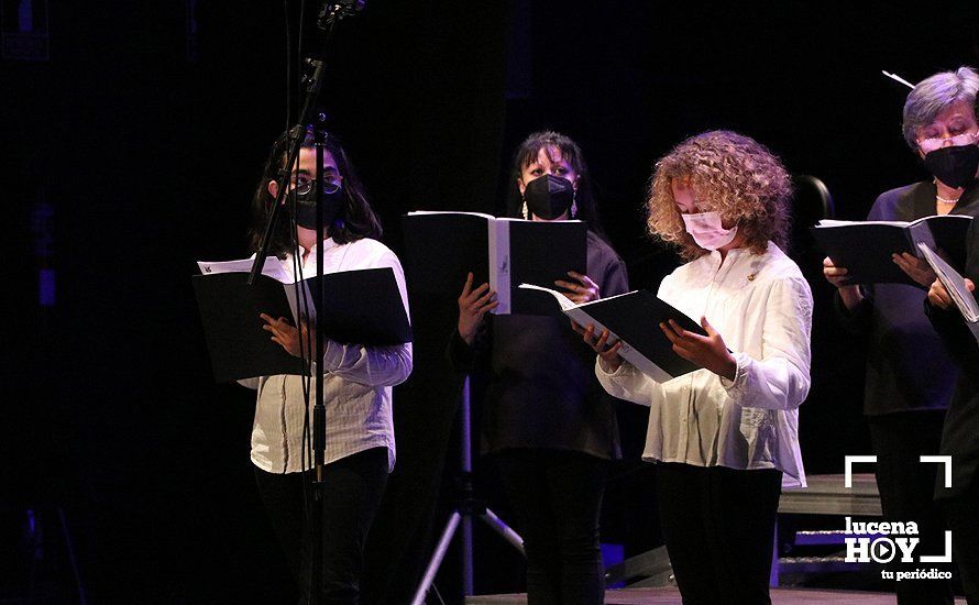 GALERÍA: La Coral Lucentina estrena el año en el Auditorio Municipal con el concierto "Cantos para el alma"