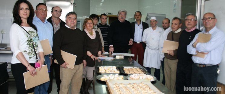  Hosteleros de Lucena aprenden recetas sefardíes en un taller 