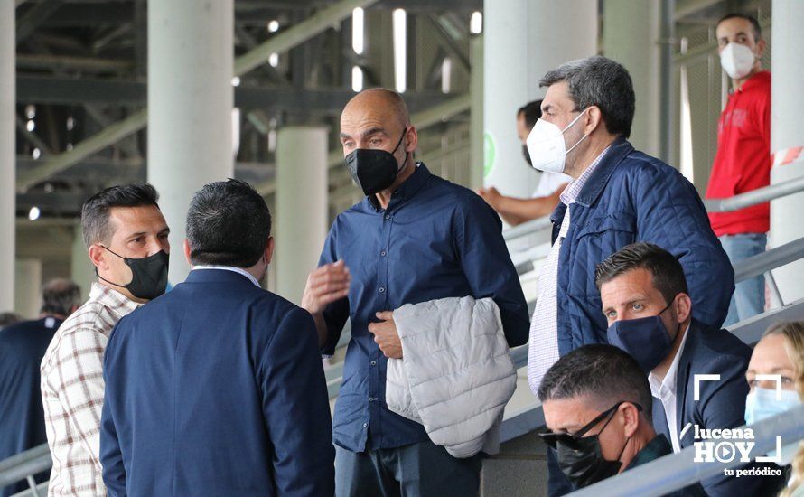 GALERÍA / El Puente Genil se lleva el derbi en el estadio Ciudad de Lucena en un partido con más emoción que ocasiones (0-1)