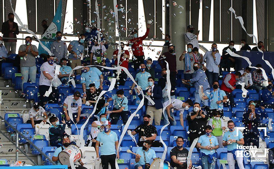 GALERÍA / El Puente Genil se lleva el derbi en el estadio Ciudad de Lucena en un partido con más emoción que ocasiones (0-1)