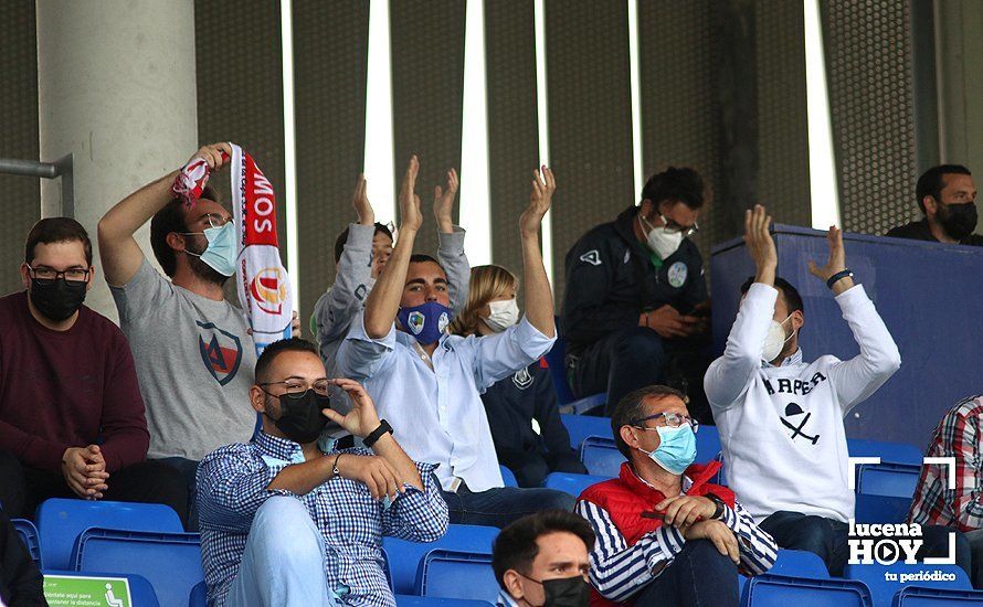 GALERÍA / El Puente Genil se lleva el derbi en el estadio Ciudad de Lucena en un partido con más emoción que ocasiones (0-1)