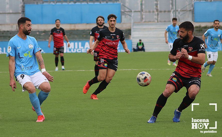 GALERÍA / El Puente Genil se lleva el derbi en el estadio Ciudad de Lucena en un partido con más emoción que ocasiones (0-1)