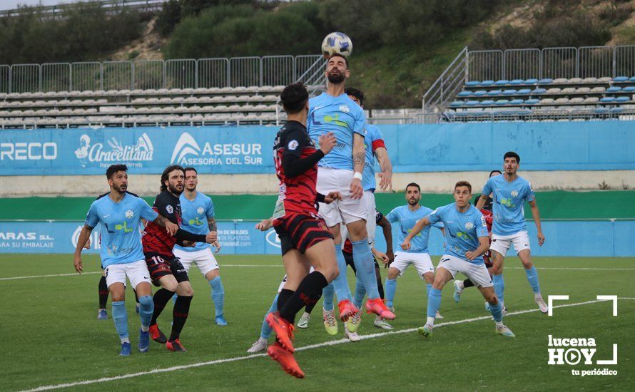 GALERÍA / El Puente Genil se lleva el derbi en el estadio Ciudad de Lucena en un partido con más emoción que ocasiones (0-1)