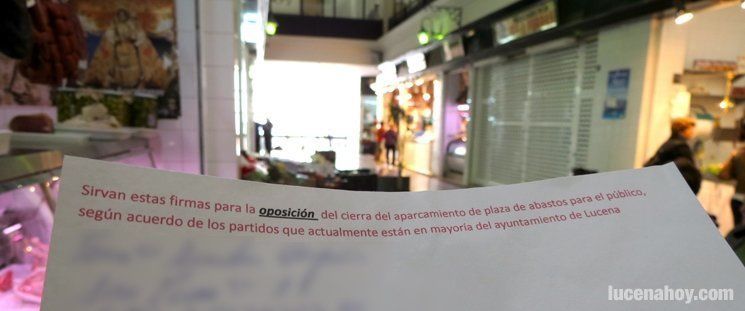  200 firmas en dos días contra el cierre del parking del mercado 