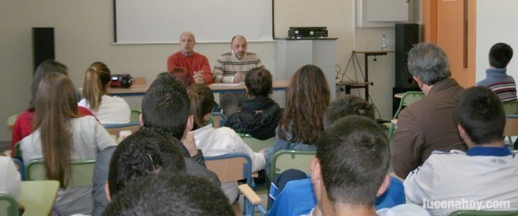  Escritores locales acercan su obra a los centros de Secundaria 