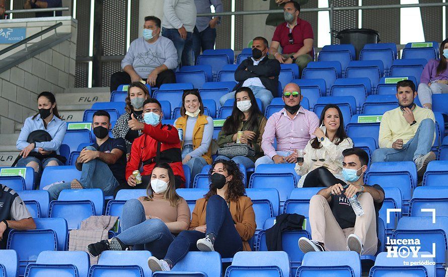 GALERÍA: El Lucecor se impone a un correoso Castro del Río en un partido con más emoción que juego y sigue soñando con el ascenso (1-0)