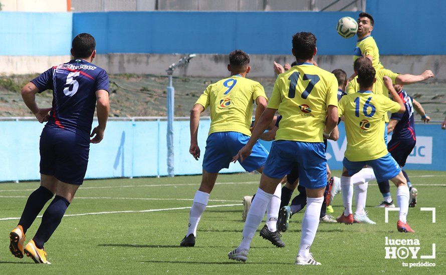 GALERÍA: El Lucecor se impone a un correoso Castro del Río en un partido con más emoción que juego y sigue soñando con el ascenso (1-0)