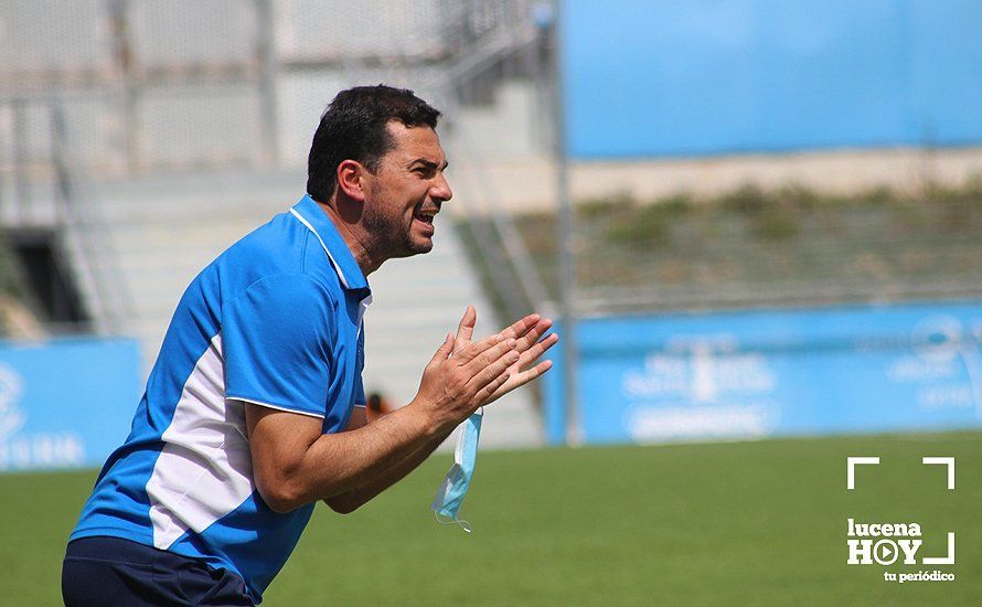 GALERÍA: El Lucecor se impone a un correoso Castro del Río en un partido con más emoción que juego y sigue soñando con el ascenso (1-0) GALERÍA: El Lucecor se impone a un correoso Castro del Río en un partido con más emoción que juego y sigue soñando con el ascenso (1-0)