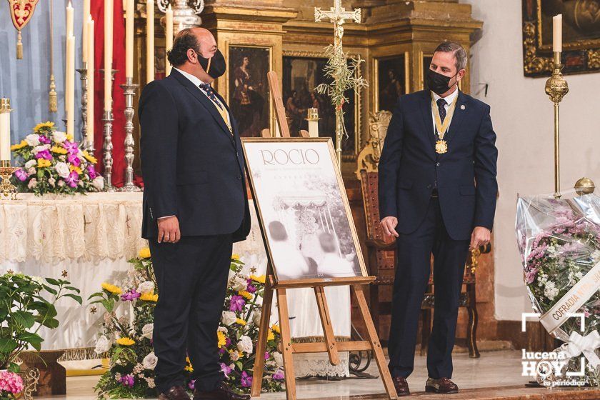 GALERÍA: Álvaro Carmona López pronuncia en El Carmen el pregón de la Hermandad del Rocío de Lucena