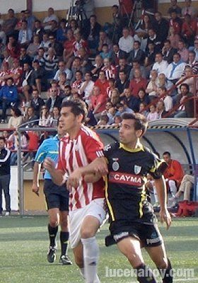  El Lucena frena al Huracán y podrá resolver en casa (0-0) 