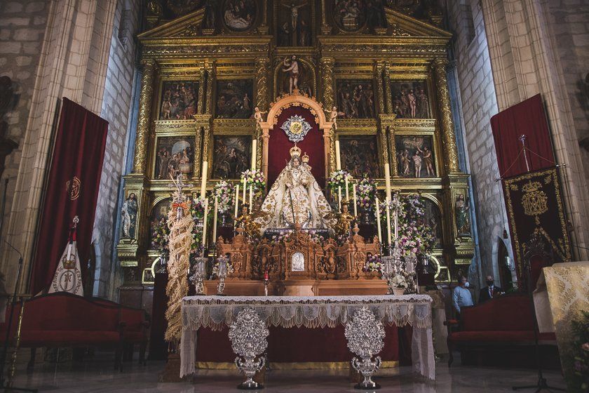 GALERÍA: La exaltación Coral a María Santísima de Araceli recrea los momentos principales de la presencia de la Virgen en Lucena a través de nueve voces jóvenes