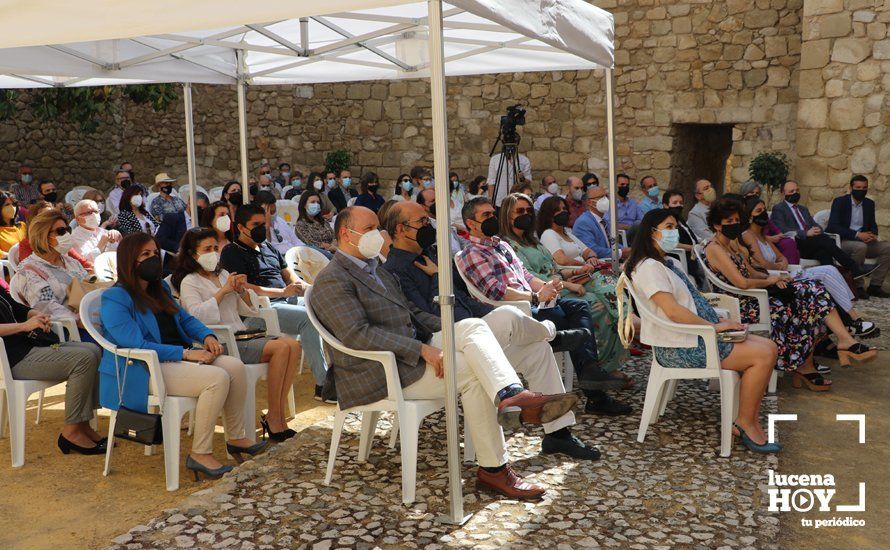 GALERÍA: 51 homenajes a Manolo Lara Cantizani en el libro "Fe, energía. Coloreando arcángeles, el tigre impar" presentado en el Castillo de Lucena