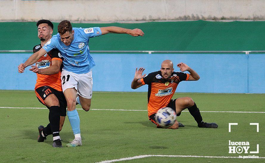GALERÍA: El Ciudad de Lucena se reencuentra con la victoria frente al Xerez CD (1-0) y mantiene vivo el sueño del ascenso directo. Las fotos del partido