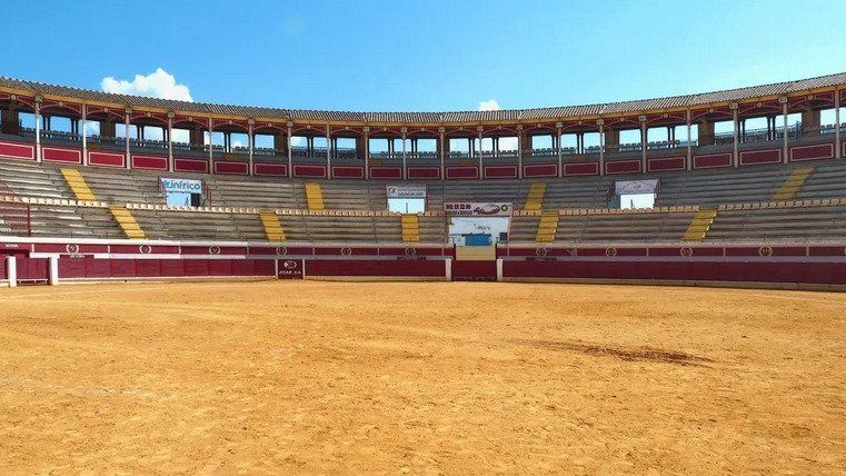  Plaza de Toros de Lucena (Imagen: Antonio José Zango Osuna) 