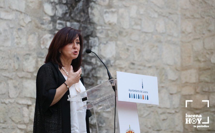 GALERÍA: Antonio Rivas aúna poesía y flamenco en la presentación en el Castillo de Lucena de su último poemario "Calle Huertas y Pabellones" GALERÍA: Antonio Rivas aúna poesía y flamenco en la presentación en el Castillo de Lucena de su último poemario "Calle Huertas y Pabellones"
