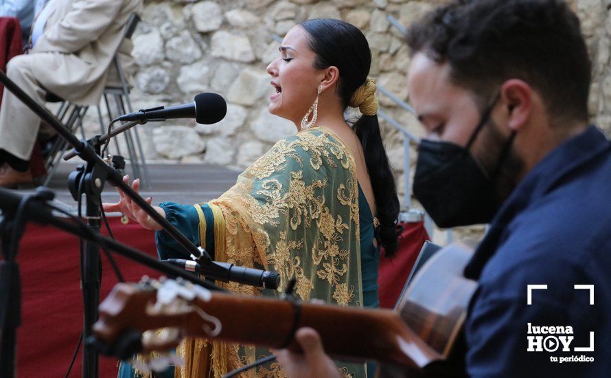 GALERÍA: Antonio Rivas aúna poesía y flamenco en la presentación en el Castillo de Lucena de su último poemario "Calle Huertas y Pabellones"