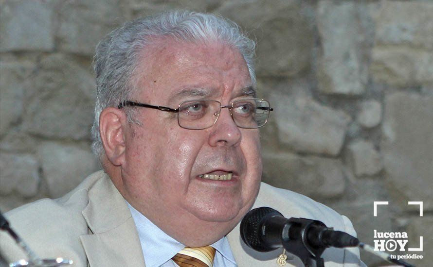 GALERÍA: Antonio Rivas aúna poesía y flamenco en la presentación en el Castillo de Lucena de su último poemario "Calle Huertas y Pabellones" GALERÍA: Antonio Rivas aúna poesía y flamenco en la presentación en el Castillo de Lucena de su último poemario "Calle Huertas y Pabellones"