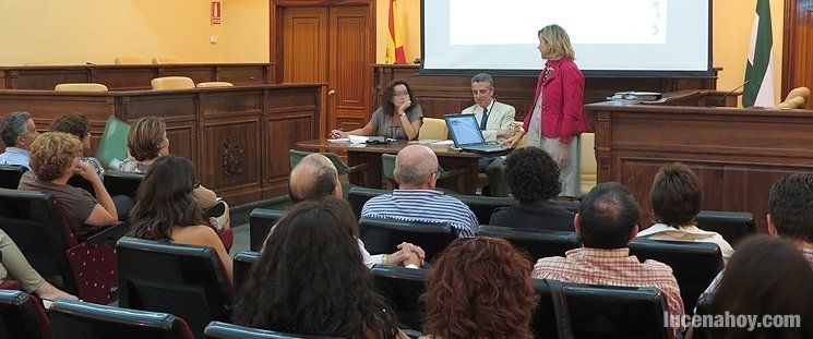 La Junta busca implicar a las asociaciones en un plan local de salud La Junta busca implicar a las asociaciones en un plan local de salud
