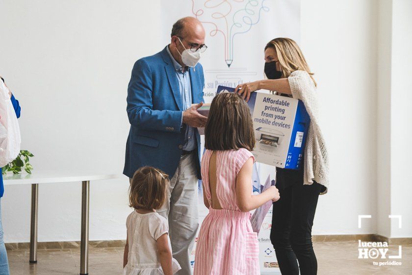 GALERÍA: Entregados los premios del certamen ?Lucena ilustra su Pasión y Gloria' organizado por la Peña El Santero, en el que han participado 766 escolares