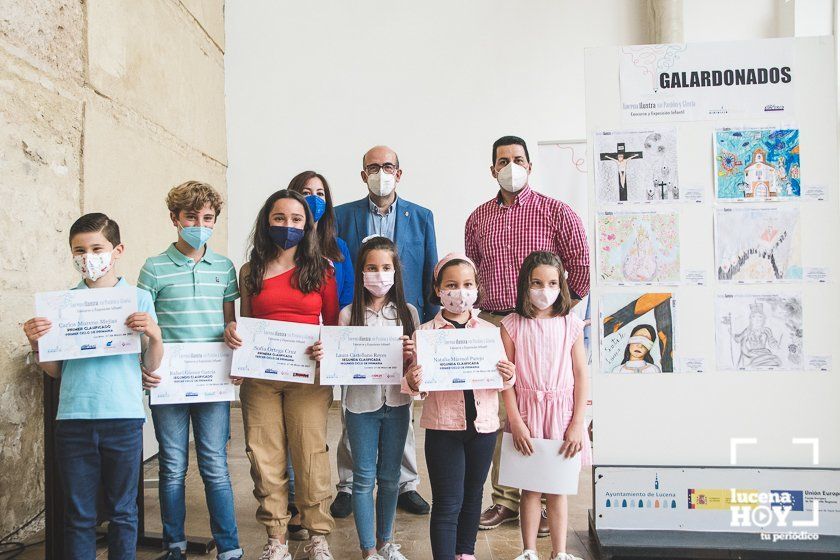 GALERÍA: Entregados los premios del certamen ?Lucena ilustra su Pasión y Gloria' organizado por la Peña El Santero, en el que han participado 766 escolares GALERÍA: Entregados los premios del certamen ?Lucena ilustra su Pasión y Gloria' organizado por la Peña El Santero, en el que han participado 766 escolares