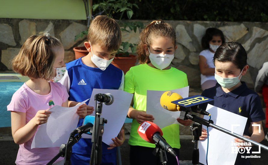 GALERÍA: "Al arbolito, desde chiquito": Los alumnos del Virgen de Araceli reciben de Mejorana diplomas por sus dibujos para la Vía Verde