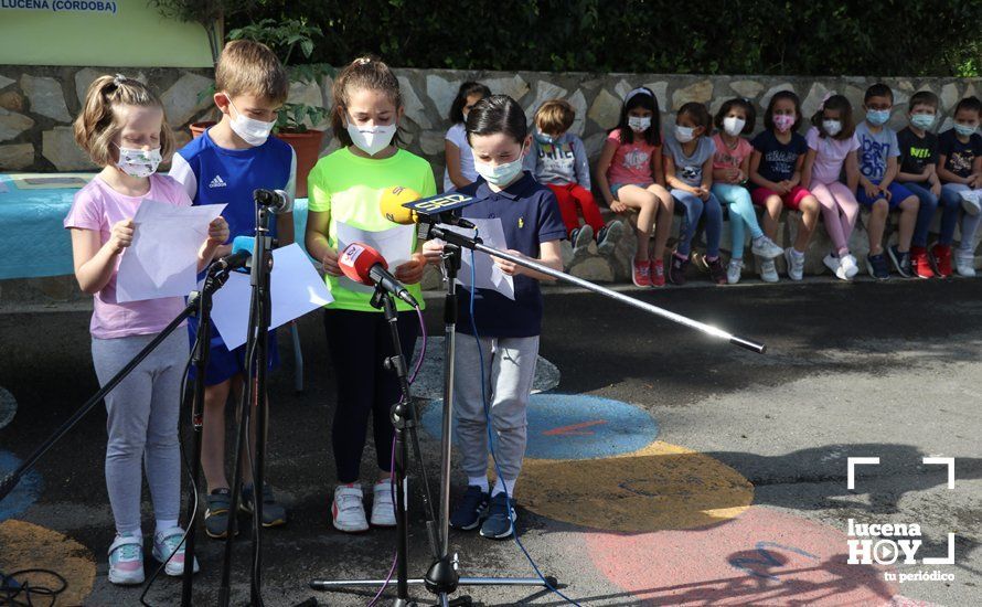 GALERÍA: "Al arbolito, desde chiquito": Los alumnos del Virgen de Araceli reciben de Mejorana diplomas por sus dibujos para la Vía Verde