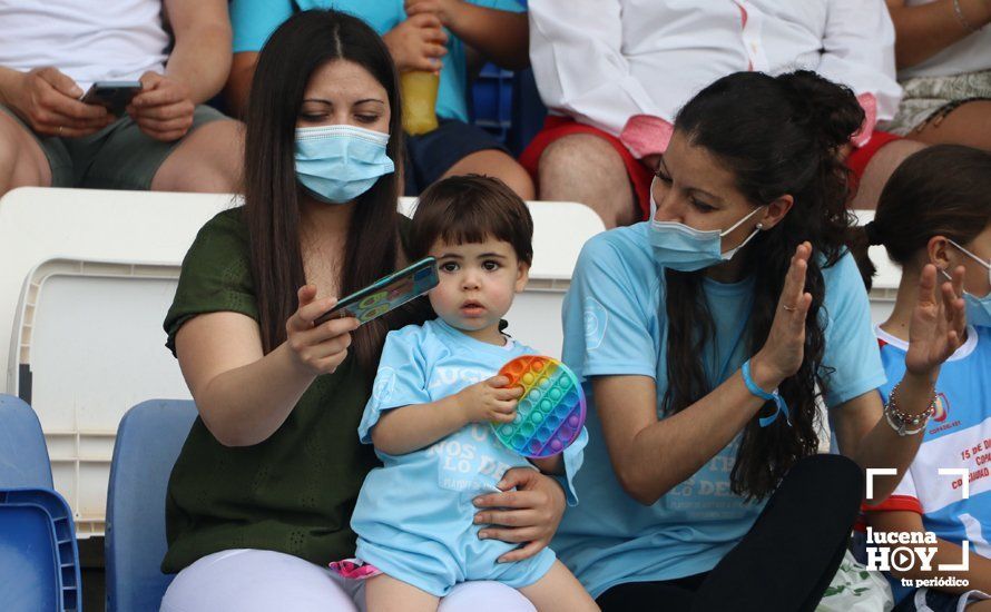 GALERÍA: El Ciudad de Lucena se queda otra vez con la cara amarga del fútbol tras caer en el último segundo ante el Ceuta (1-2). Las fotos de la grada, el partido y la desilusión