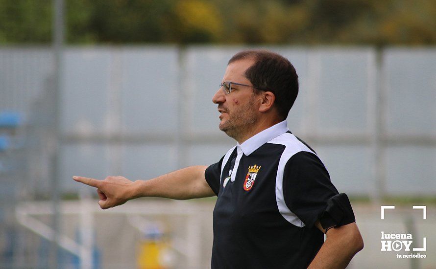 GALERÍA: El Ciudad de Lucena se queda otra vez con la cara amarga del fútbol tras caer en el último segundo ante el Ceuta (1-2). Las fotos de la grada, el partido y la desilusión GALERÍA: El Ciudad de Lucena se queda otra vez con la cara amarga del fútbol tras caer en el último segundo ante el Ceuta (1-2). Las fotos de la grada, el partido y la desilusión