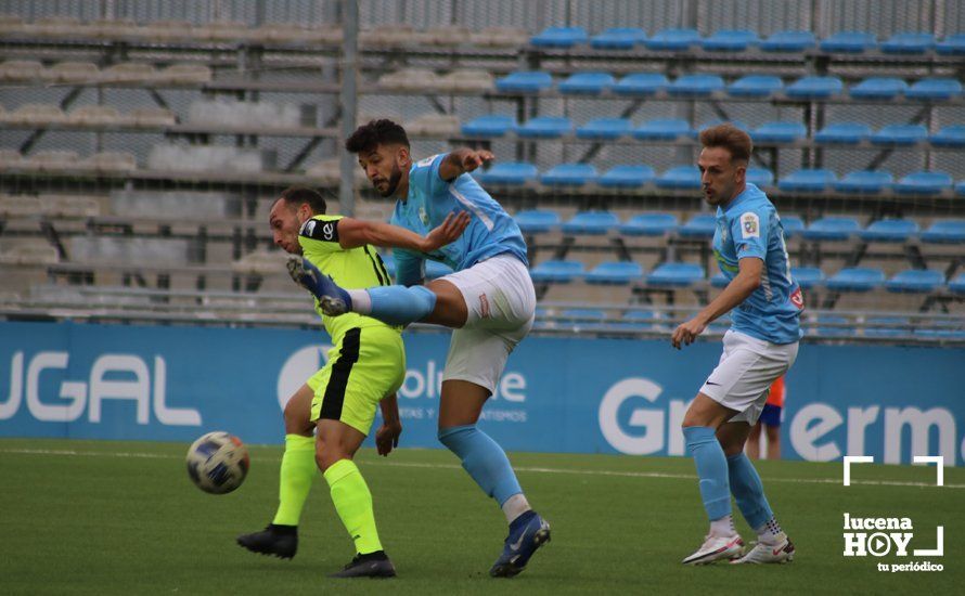 GALERÍA: El Ciudad de Lucena se queda otra vez con la cara amarga del fútbol tras caer en el último segundo ante el Ceuta (1-2). Las fotos de la grada, el partido y la desilusión