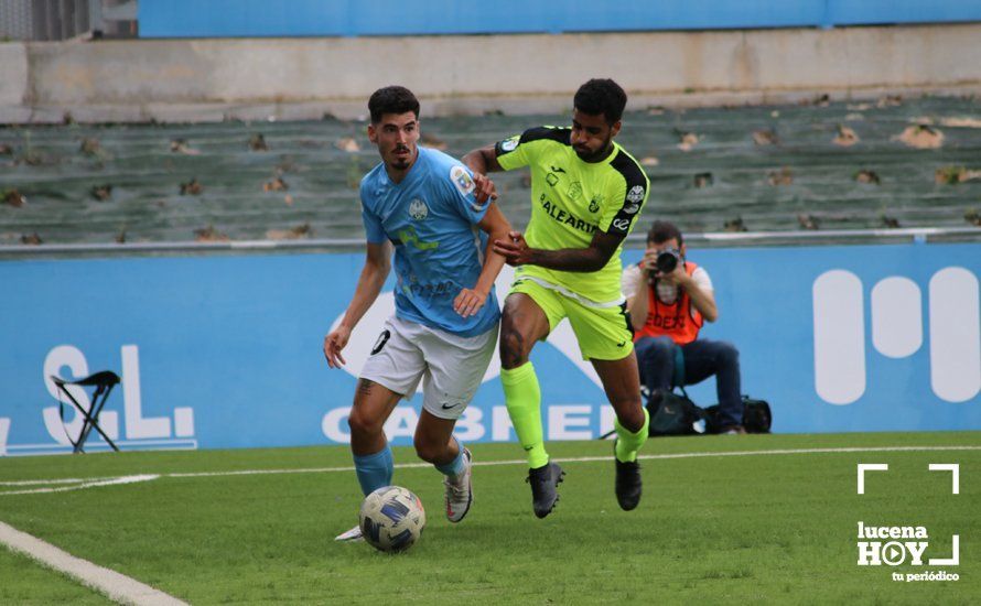 GALERÍA: El Ciudad de Lucena se queda otra vez con la cara amarga del fútbol tras caer en el último segundo ante el Ceuta (1-2). Las fotos de la grada, el partido y la desilusión