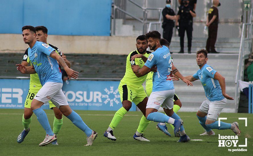 GALERÍA: El Ciudad de Lucena se queda otra vez con la cara amarga del fútbol tras caer en el último segundo ante el Ceuta (1-2). Las fotos de la grada, el partido y la desilusión