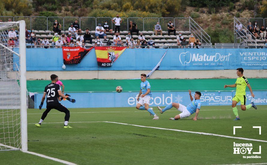 GALERÍA: El Ciudad de Lucena se queda otra vez con la cara amarga del fútbol tras caer en el último segundo ante el Ceuta (1-2). Las fotos de la grada, el partido y la desilusión GALERÍA: El Ciudad de Lucena se queda otra vez con la cara amarga del fútbol tras caer en el último segundo ante el Ceuta (1-2). Las fotos de la grada, el partido y la desilusión