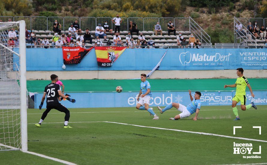 GALERÍA: El Ciudad de Lucena se queda otra vez con la cara amarga del fútbol tras caer en el último segundo ante el Ceuta (1-2). Las fotos de la grada, el partido y la desilusión