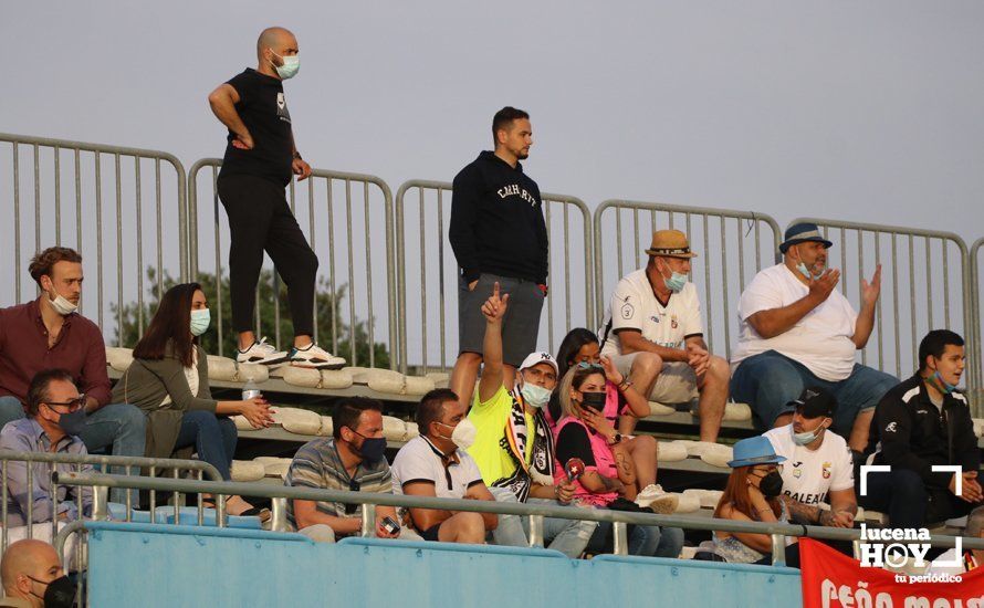 GALERÍA: El Ciudad de Lucena se queda otra vez con la cara amarga del fútbol tras caer en el último segundo ante el Ceuta (1-2). Las fotos de la grada, el partido y la desilusión