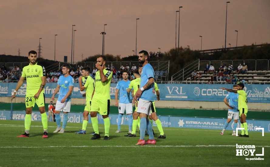 GALERÍA: El Ciudad de Lucena se queda otra vez con la cara amarga del fútbol tras caer en el último segundo ante el Ceuta (1-2). Las fotos de la grada, el partido y la desilusión