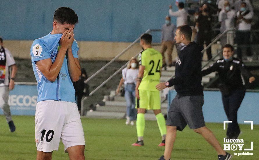 GALERÍA: El Ciudad de Lucena se queda otra vez con la cara amarga del fútbol tras caer en el último segundo ante el Ceuta (1-2). Las fotos de la grada, el partido y la desilusión GALERÍA: El Ciudad de Lucena se queda otra vez con la cara amarga del fútbol tras caer en el último segundo ante el Ceuta (1-2). Las fotos de la grada, el partido y la desilusión