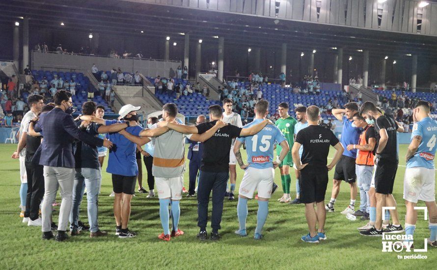 GALERÍA: El Ciudad de Lucena se queda otra vez con la cara amarga del fútbol tras caer en el último segundo ante el Ceuta (1-2). Las fotos de la grada, el partido y la desilusión