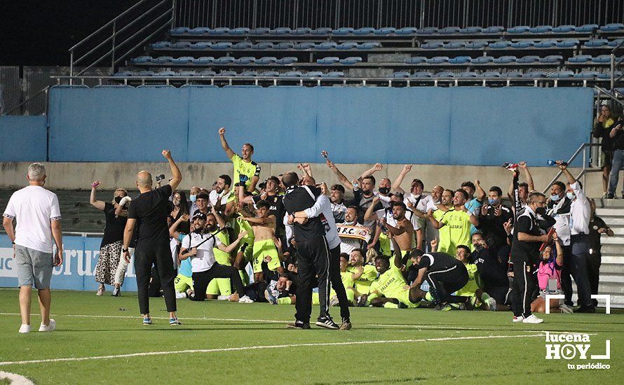 GALERÍA: El Ciudad de Lucena se queda otra vez con la cara amarga del fútbol tras caer en el último segundo ante el Ceuta (1-2). Las fotos de la grada, el partido y la desilusión