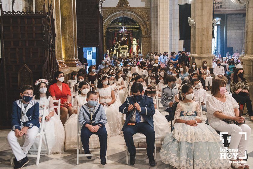 GALERÍA: Lucena celebra por segundo año un Corpus diferente, sin procesión en las calles, pero con niños de Primera Comunión en el templo de San Mateo